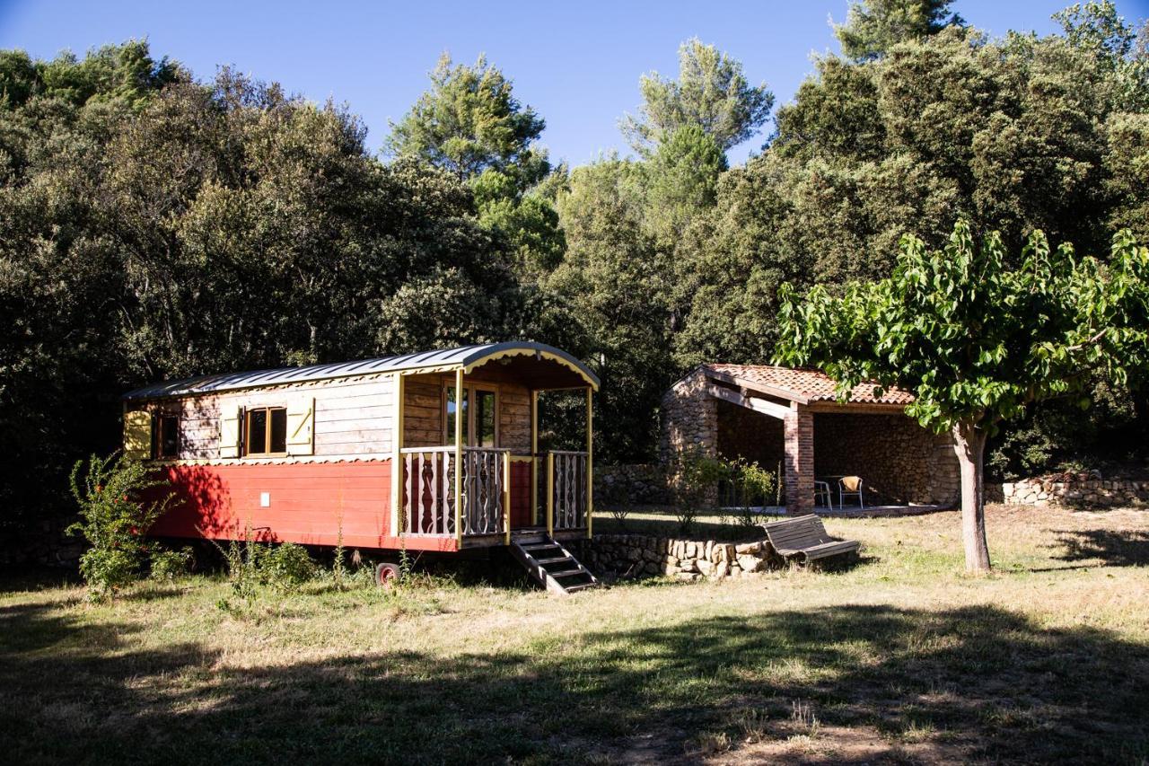 Domaine Les Perpetus Villa La Tour-d'Aigues Exterior photo