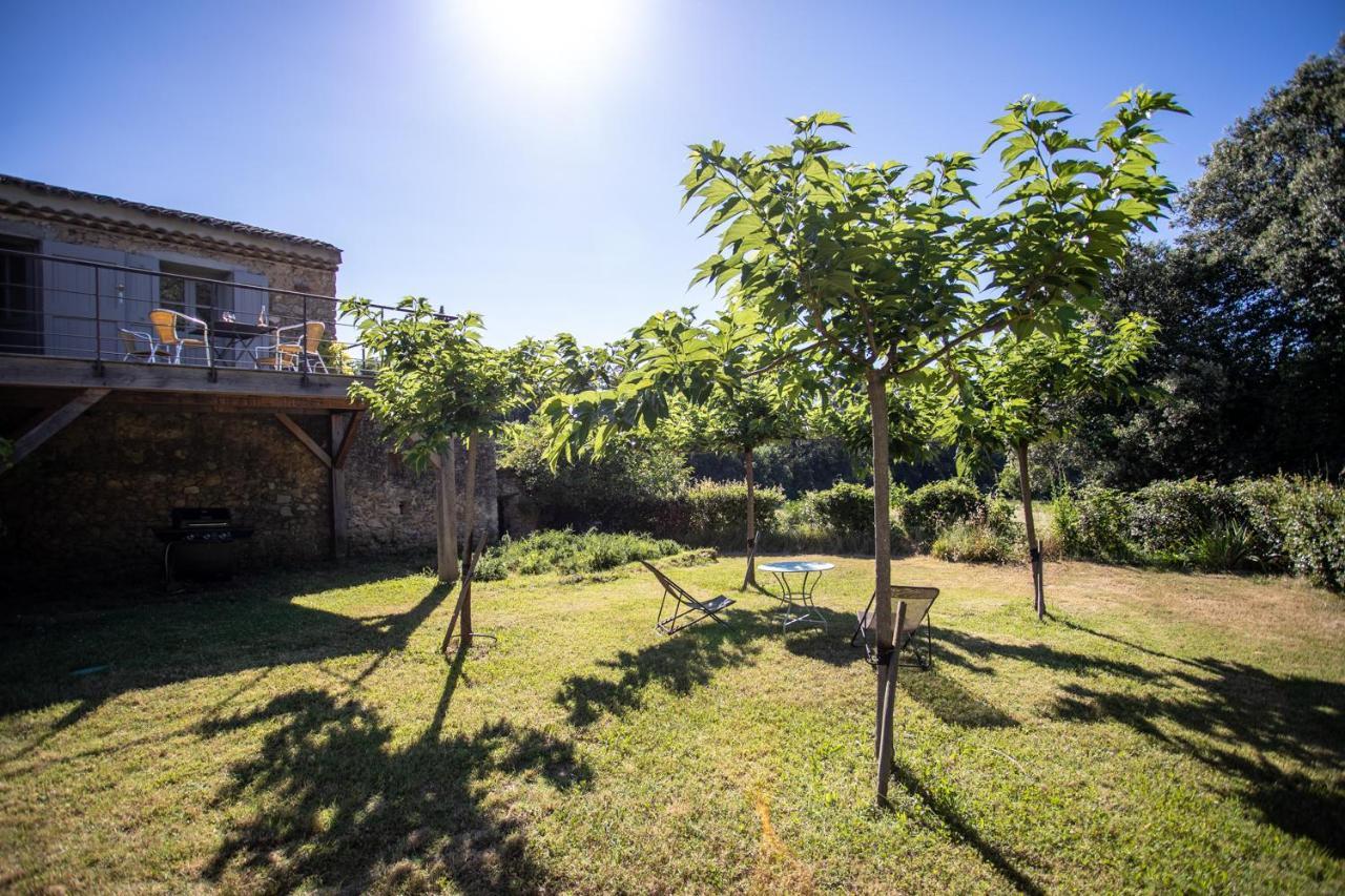 Domaine Les Perpetus Villa La Tour-d'Aigues Exterior photo